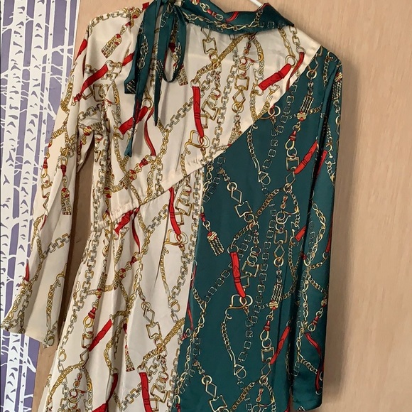 Chain Link dress - Picture 3 of 5